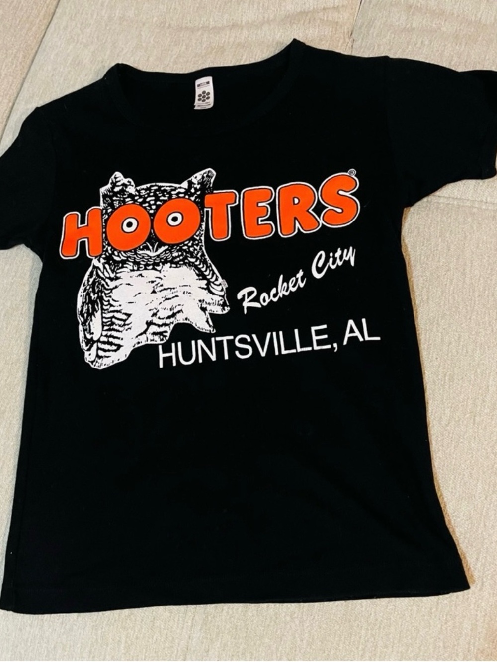 Retro HOOTERS Babydoll Tee